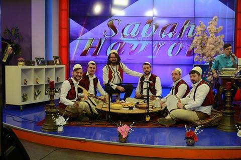 Arnavut müziğini Grup Karşıyaka yaşatıyor.