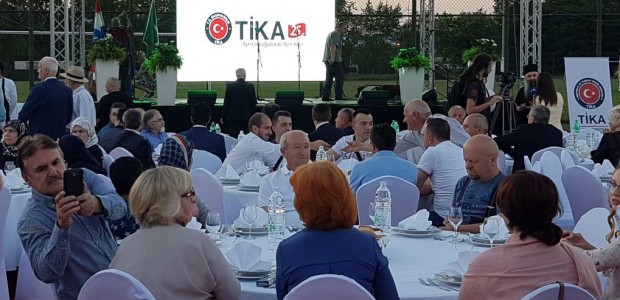 TİKA Organizasyonu ile Zagreb’te iftar verildi.