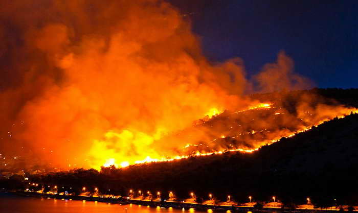 Hırvatistan Makarska’da Büyük Orman Yangını