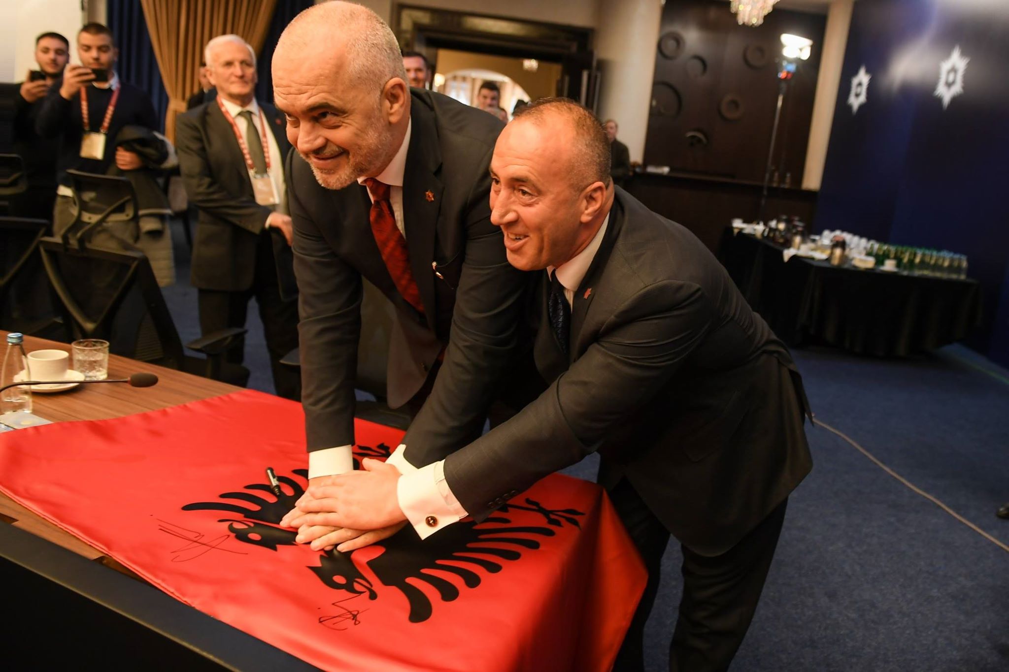 Rama: 2025’e kadar ya AB ya Büyük Arnavutluk