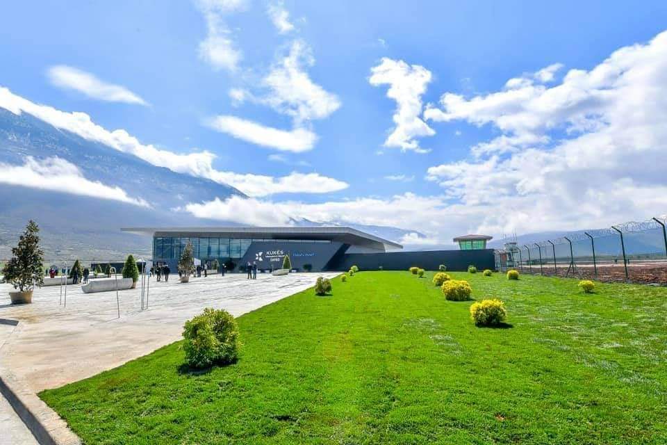 Arnavutluk 2. Uluslarası Havalimanına kavuştu.