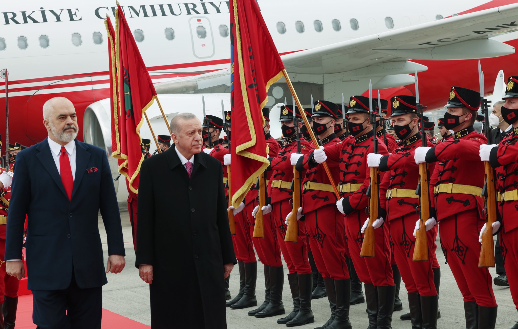 Cumhurbaşkanı Erdoğan Arnavutluk’u ziyaret etti.