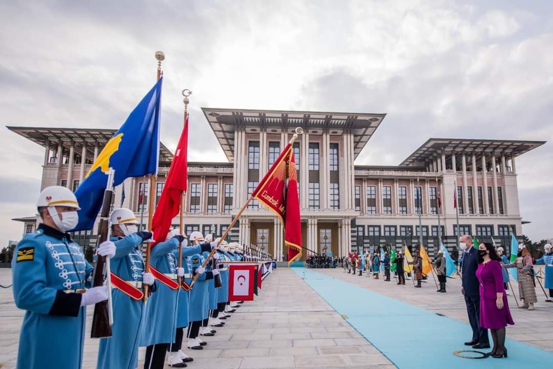 Kosova Cumhurbaşkanı Türkiye’yi Ziyaret Etti