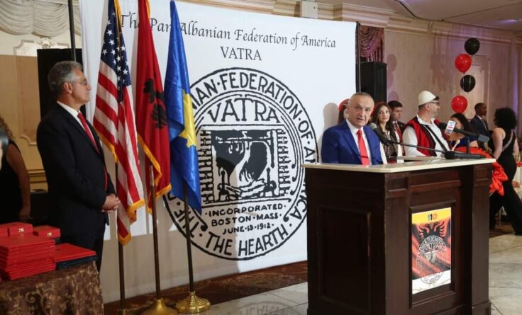 Cumhurbaşkanı Meta VATRA’nın 110. yılını kutladı.