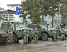 Kosova Ordusu Güçleniyor