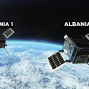 Arnavutluk Uyduları Fırlatıldı